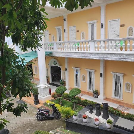 Hotel Nayora Prabumulih Perabumulih Екстериор снимка