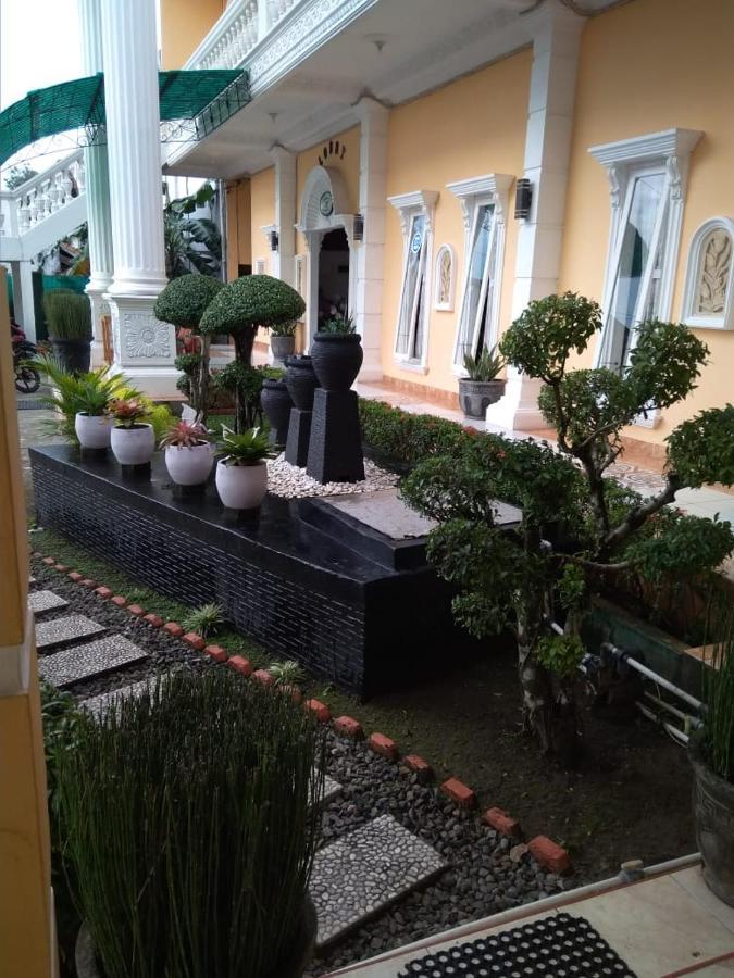 Hotel Nayora Prabumulih Perabumulih Екстериор снимка