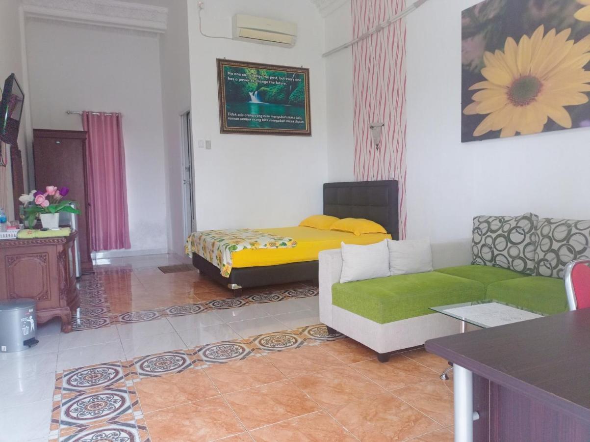 Hotel Nayora Prabumulih Perabumulih Екстериор снимка